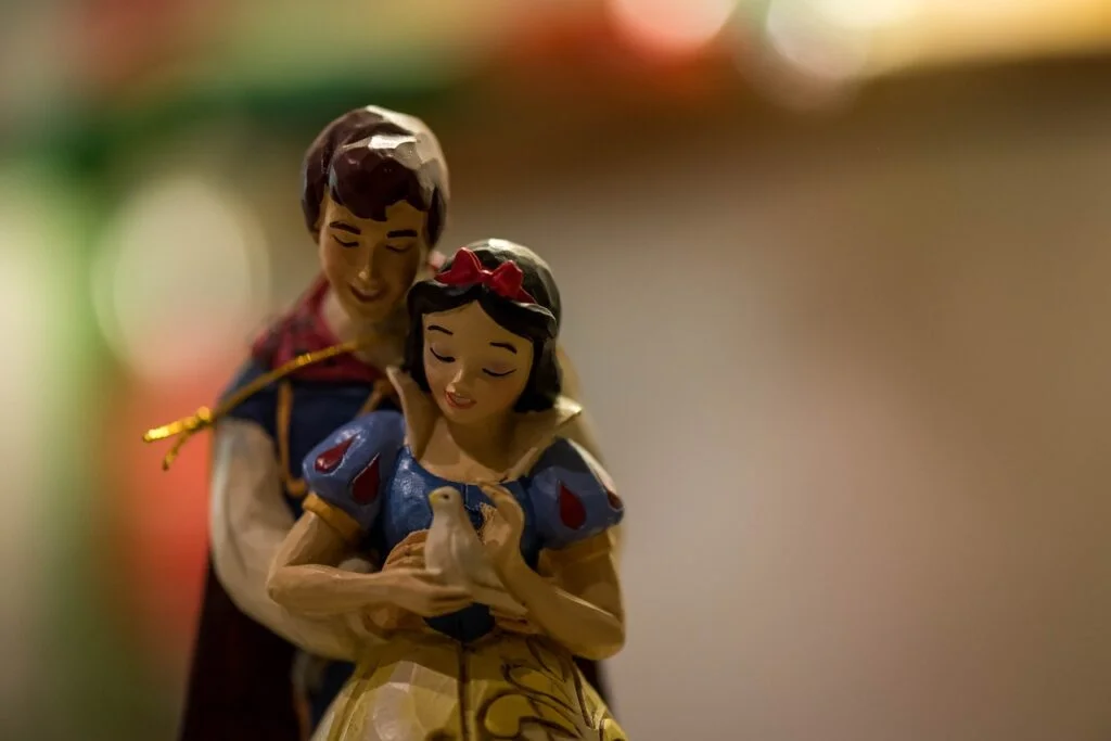 Disney prince names - Snow White and Prince Charming